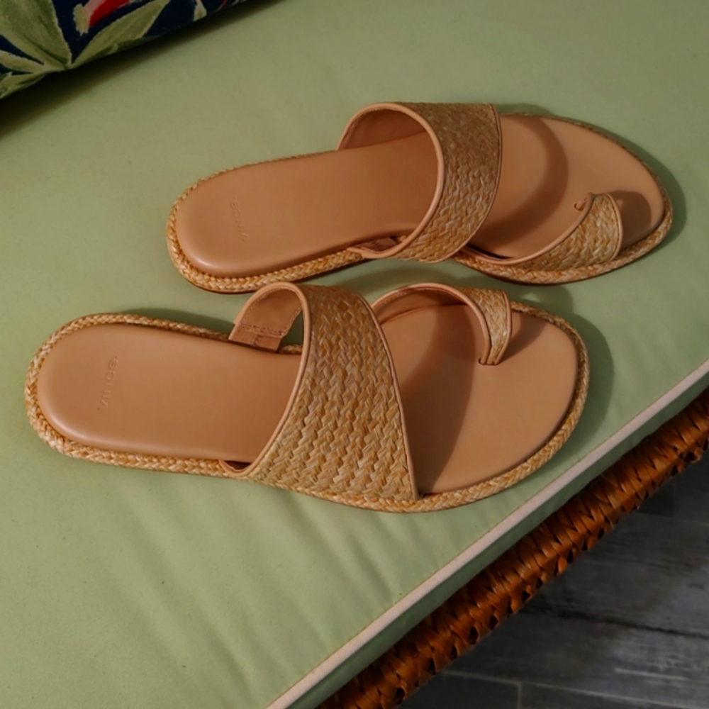 Vince Lukas Raffia Sandal
